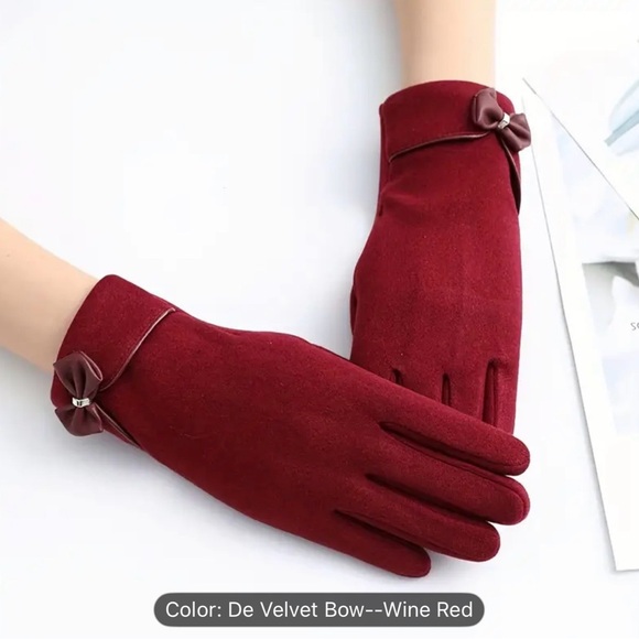 Elegant Woman’s Burgundy Wine Soft Gloves with Bow Accent - Picture 2 of 5